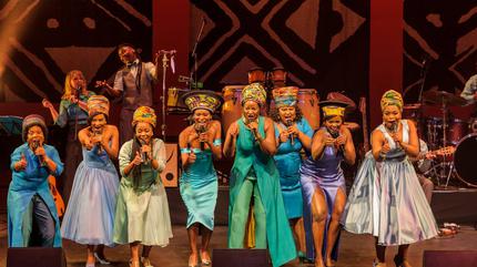 The African Mamas concert à Bergen op Zoom