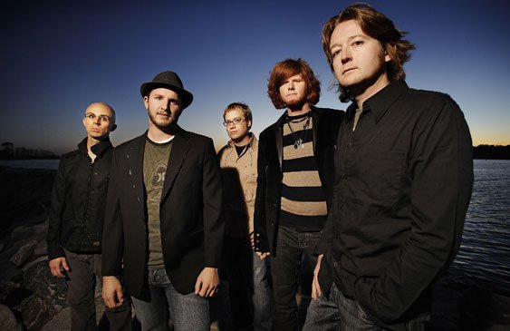 Fotografia promocional de The Alternate Routes.