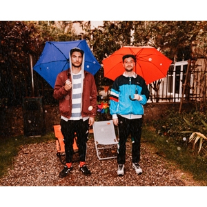 Fotografia promocional de The Cavers.