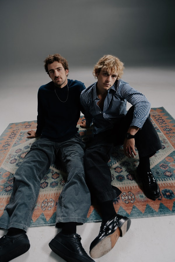Promotional photograph of Concierto de The Driver Era en Montreal.
