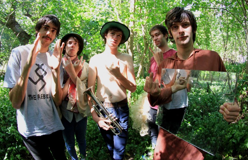 Fotografía promocional de The Frowning Clouds