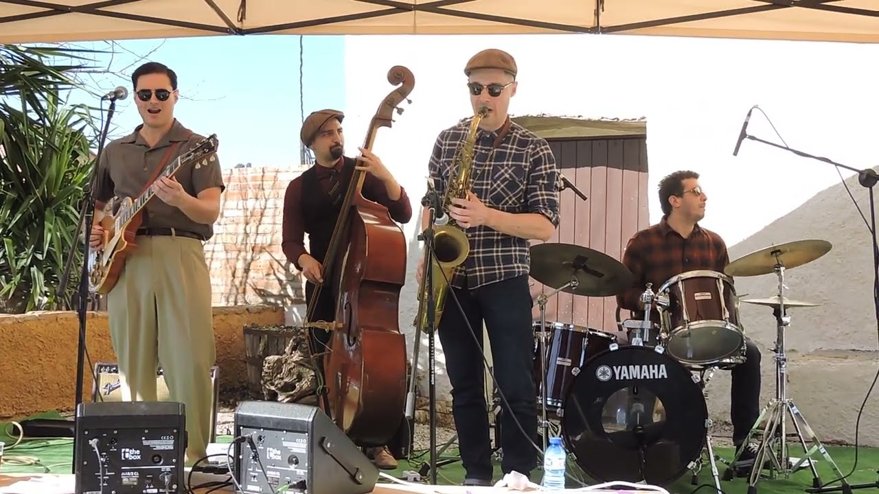 Photographie promotionnelle de Concierto de The Groovy Four en París.