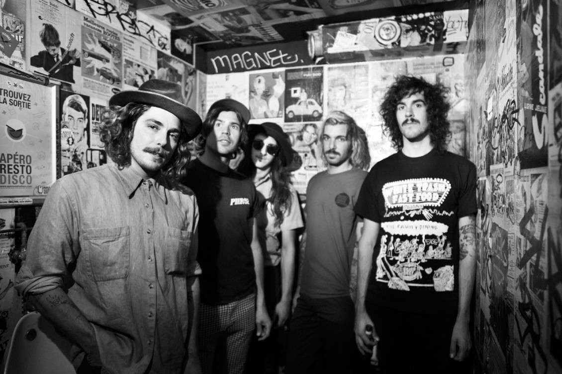 Photographie promotionnelle de The Growlers.