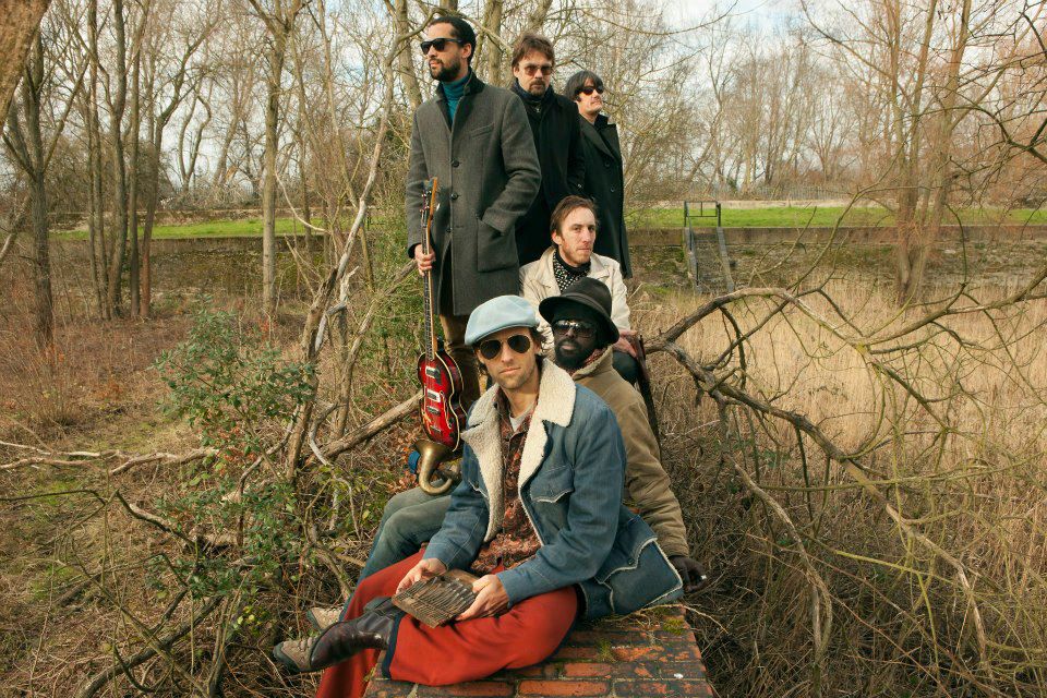 Fotografía promocional de The Heliocentrics