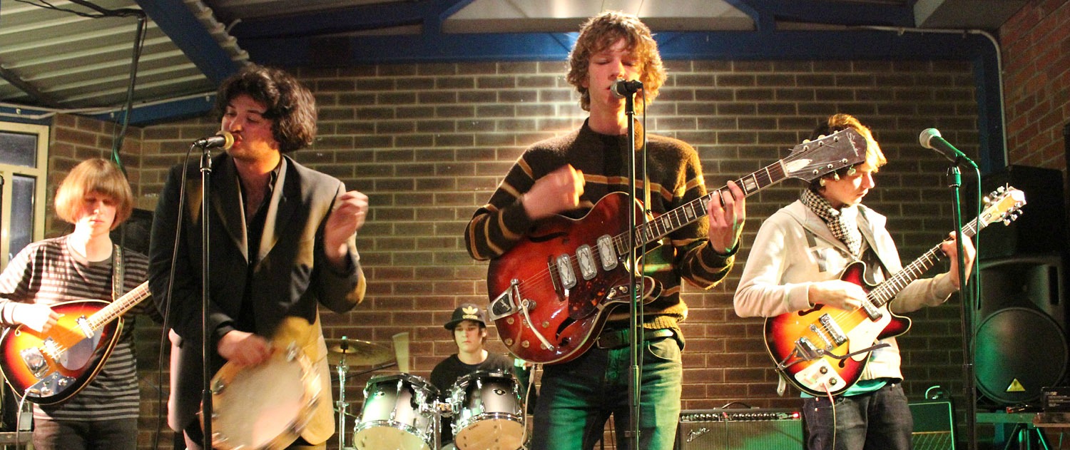 Fotografía promocional de The Living Eyes