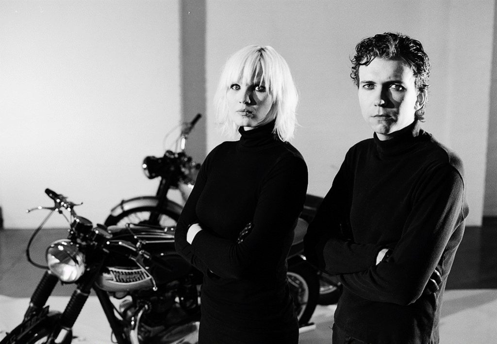 Fotografia promocional de The Raveonettes.