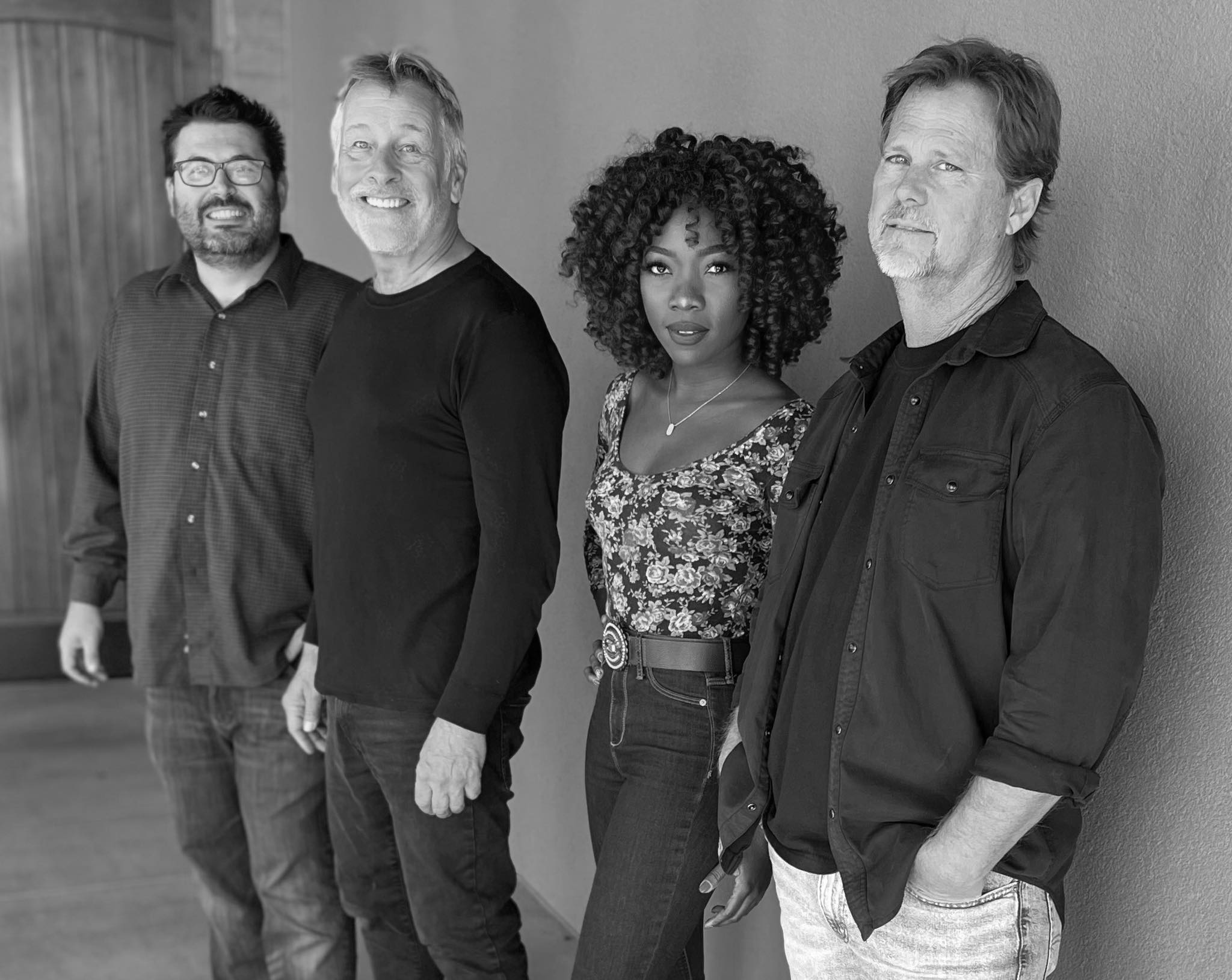 Fotografía promocional de Concierto de The Sonoran Dogs en Tulalip