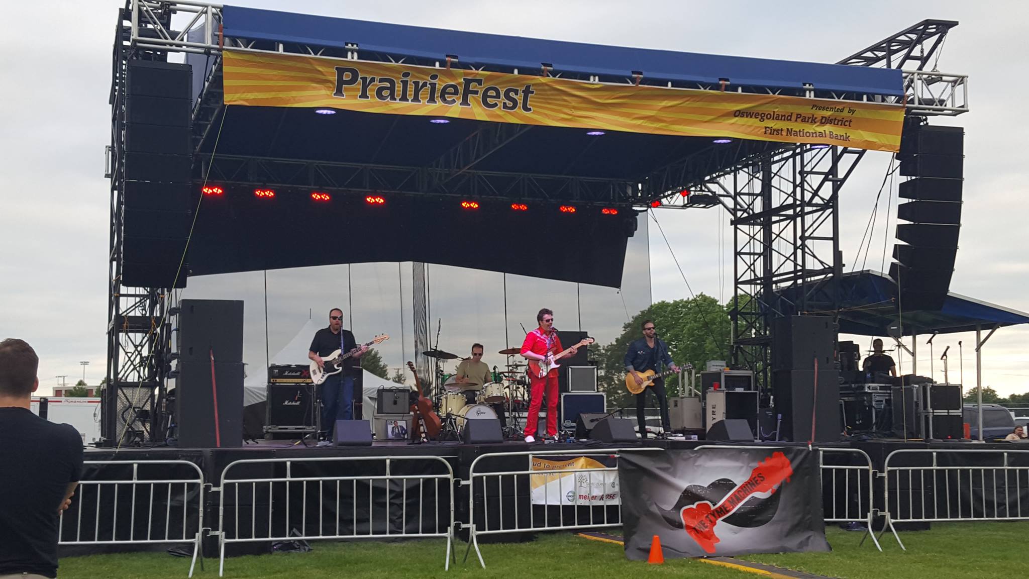 Promotional photograph of The Tyme Machines.