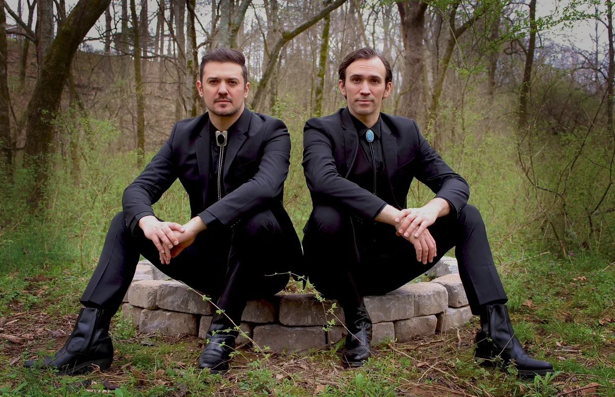 Promotional photograph of Concierto de The Zmed Brothers en Nashville.