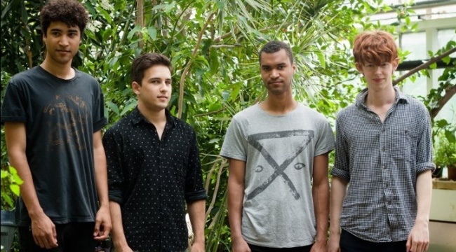 Fotografía promocional de Theme Park