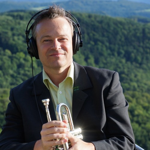 Promotional photograph of Thomas Schauffert.