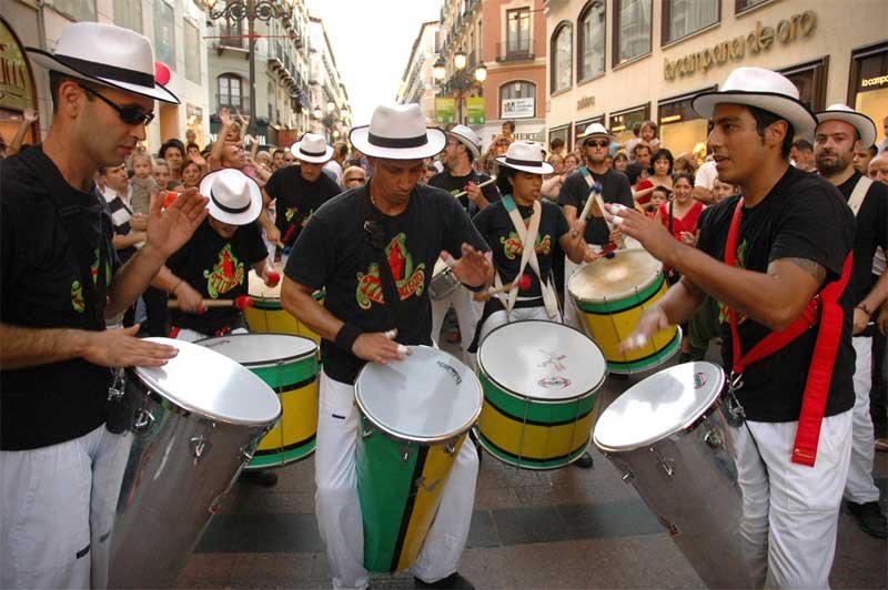 Fotografia promocional de Timbalao Batucada.
