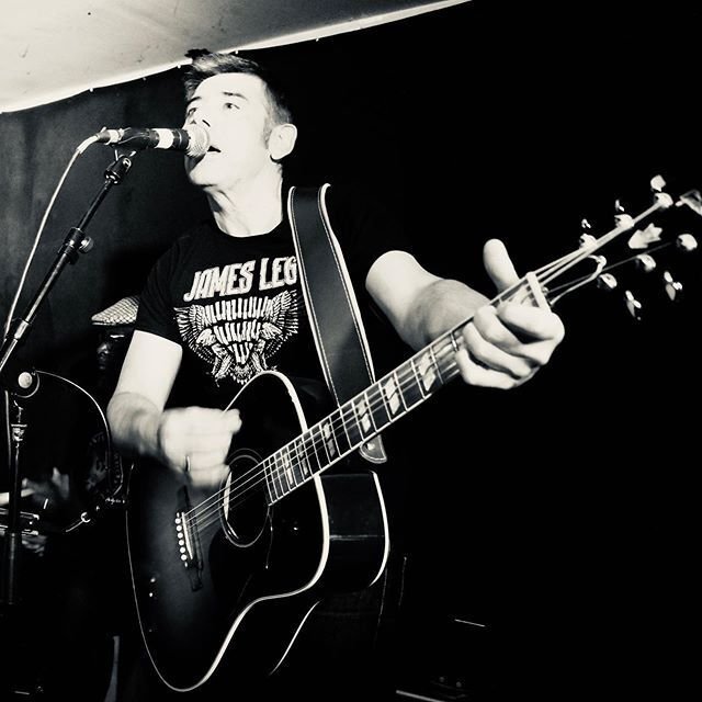 Promofoto von Concierto de Tio Manuel en París.