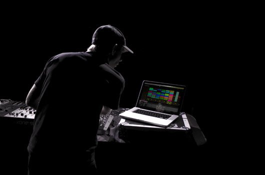 Promotional photograph of Tipper.