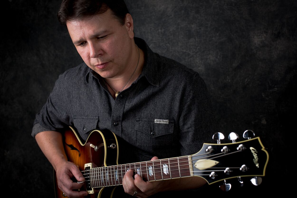 Fotografía promocional de Tom Guarna