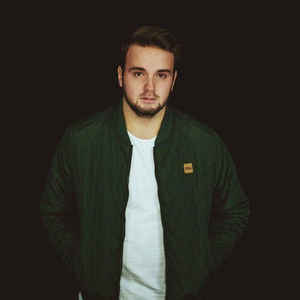 Fotografía promocional de Topic