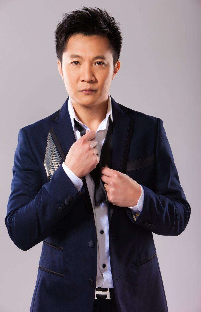 Fotografia promocional de Trịnh Lam.