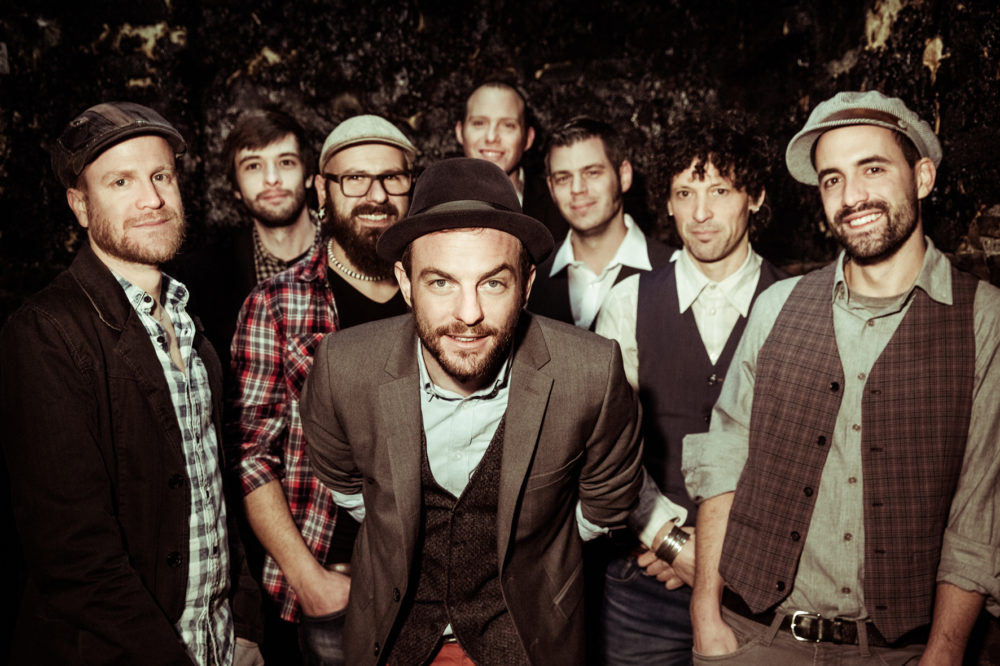 Promofoto von Concierto de Troubas Kater en Zúrich.