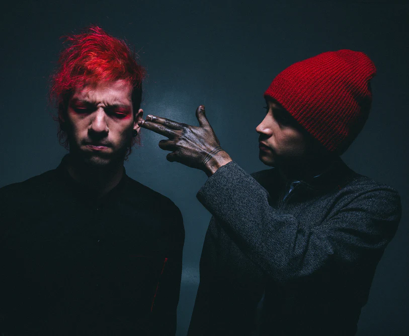 Fotografia promocional de Twenty One Pilots Tribute.
