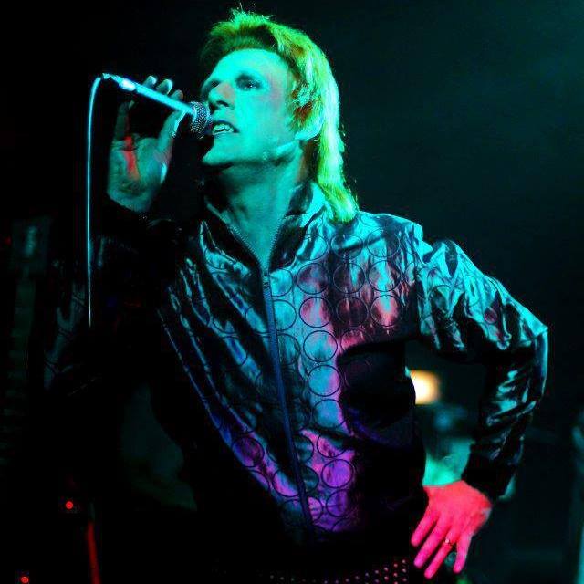 Fotografía promocional de Ultimate Bowie