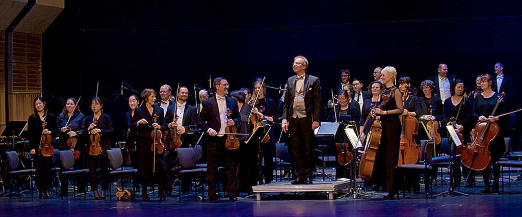 Fotografia promocional de Vancouver Island Symphony.