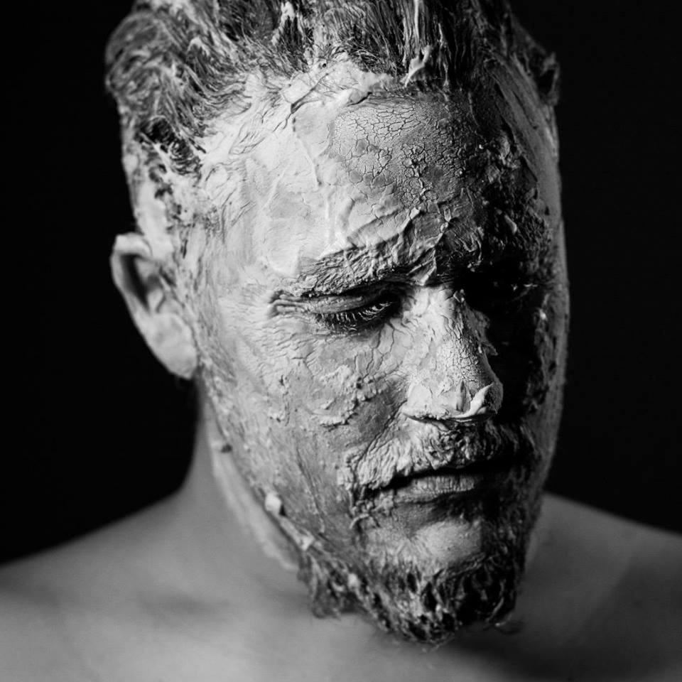 Fotografía promocional de Víctor Guirado