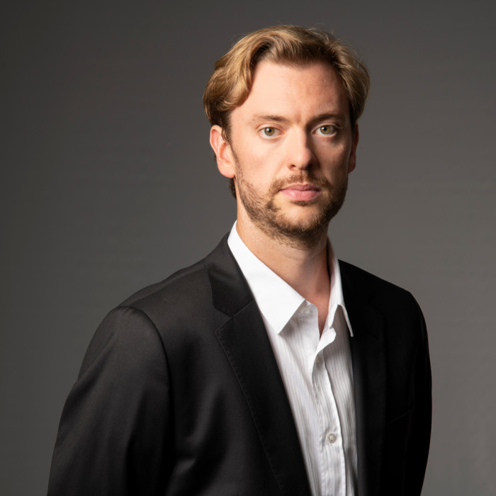 Promotional photograph of Victor Sicard.