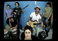 Fotografia promocional de Viva tirado.
