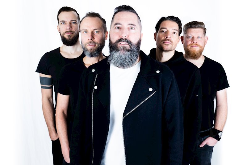 Promotional photograph of Walter Subject.