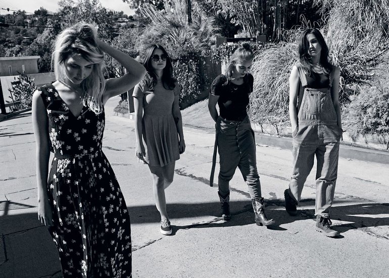 Promotional photograph of Warpaint.