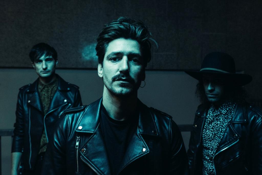 Fotografía promocional de White Bats