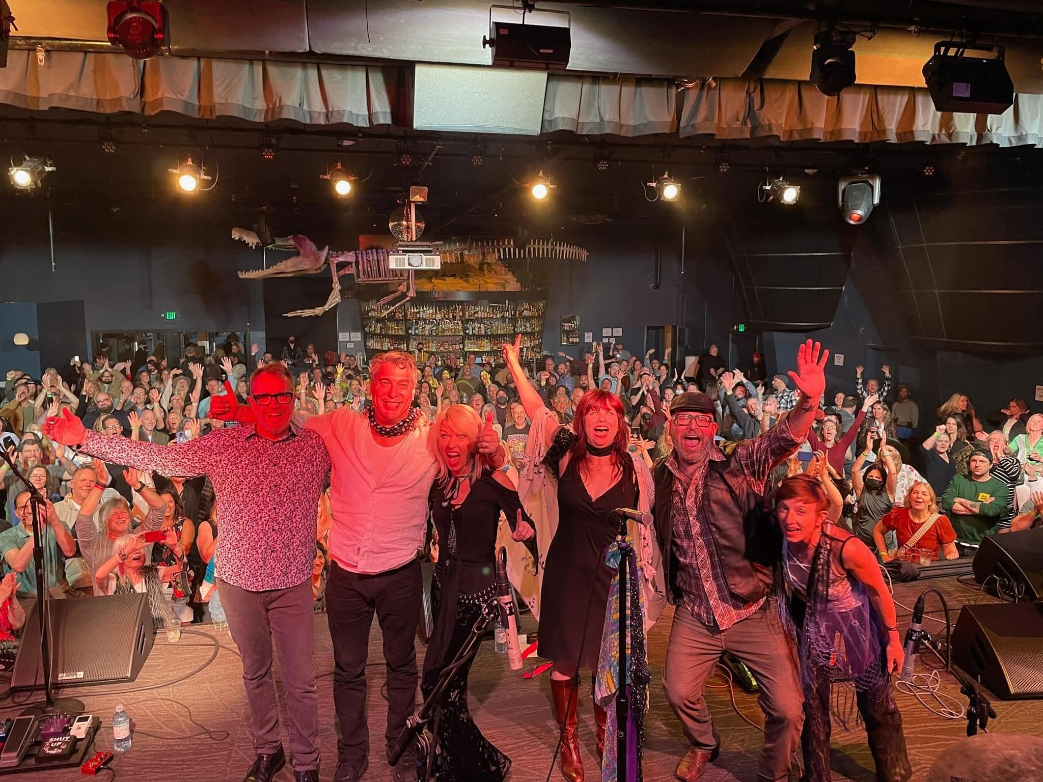 Promofoto von Concierto de Wild Rumours (Tribute to Fleetwood Mac) en Kirkland.