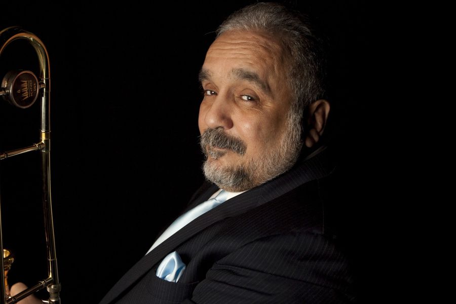 Fotografía promocional de Willie Colón