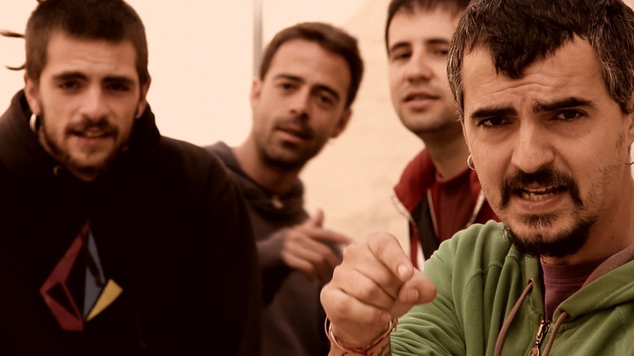 Promotional photograph of Xiula.