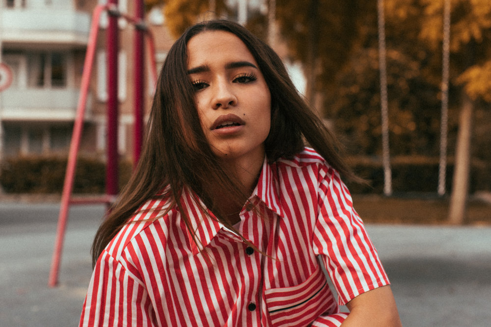 Promotional photograph of Yade Lauren.