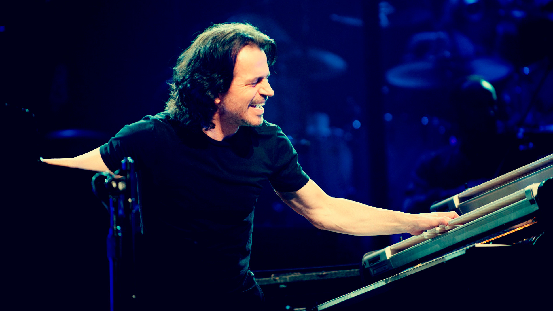 Fotografía promocional de Yanni