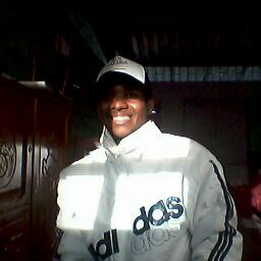 Fotografía promocional de YEFRI ZUÑIGA