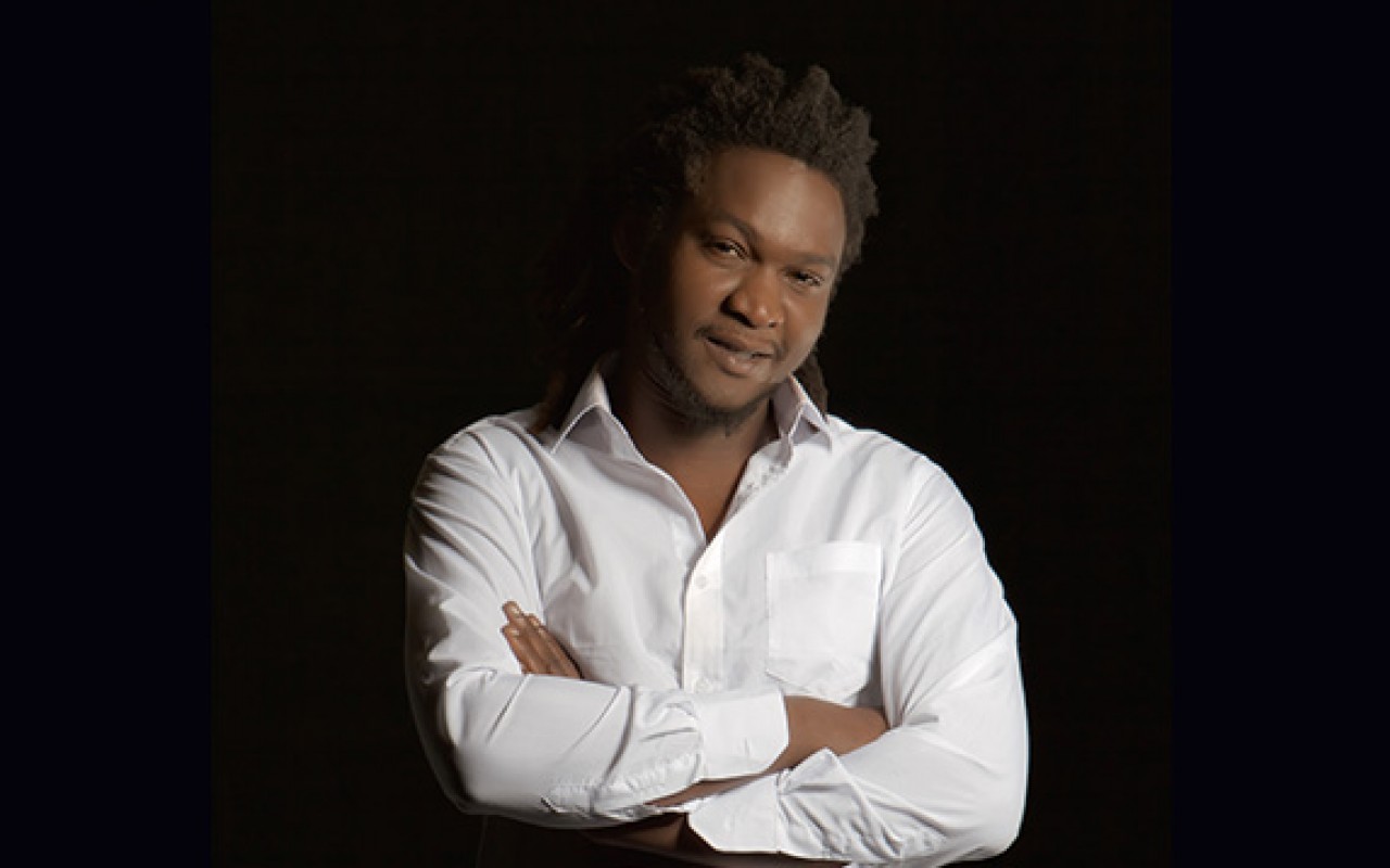 Fotografía promocional de Concierto de Yéyé Faye en París