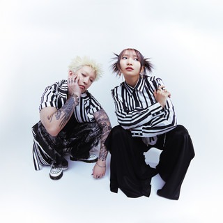 Fotografía promocional de Yoasobi