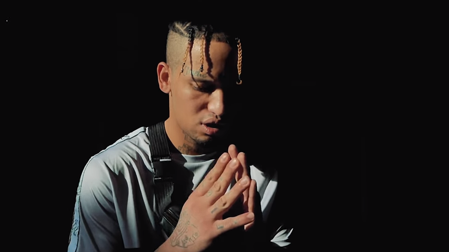 Fotografía promocional de Yung Sarria