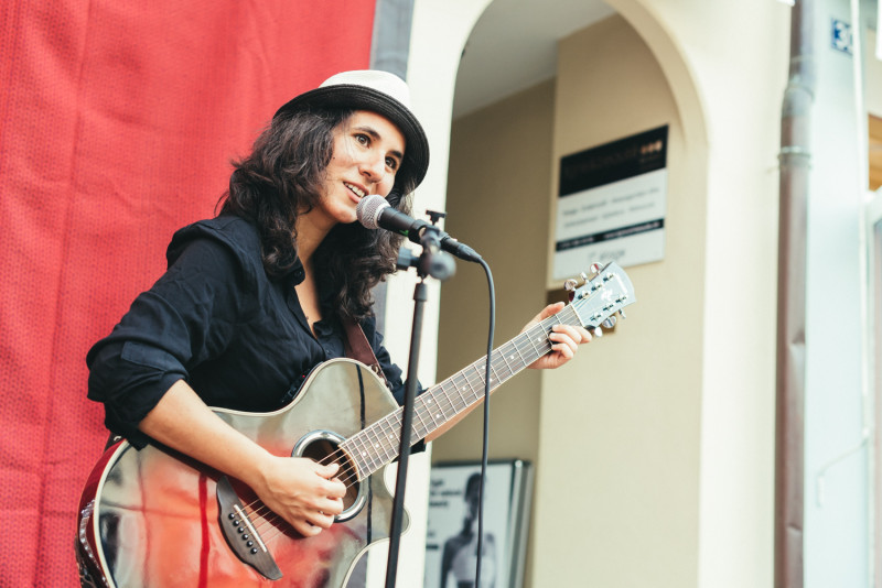 Fotografia promocional de Zazou Haifa.