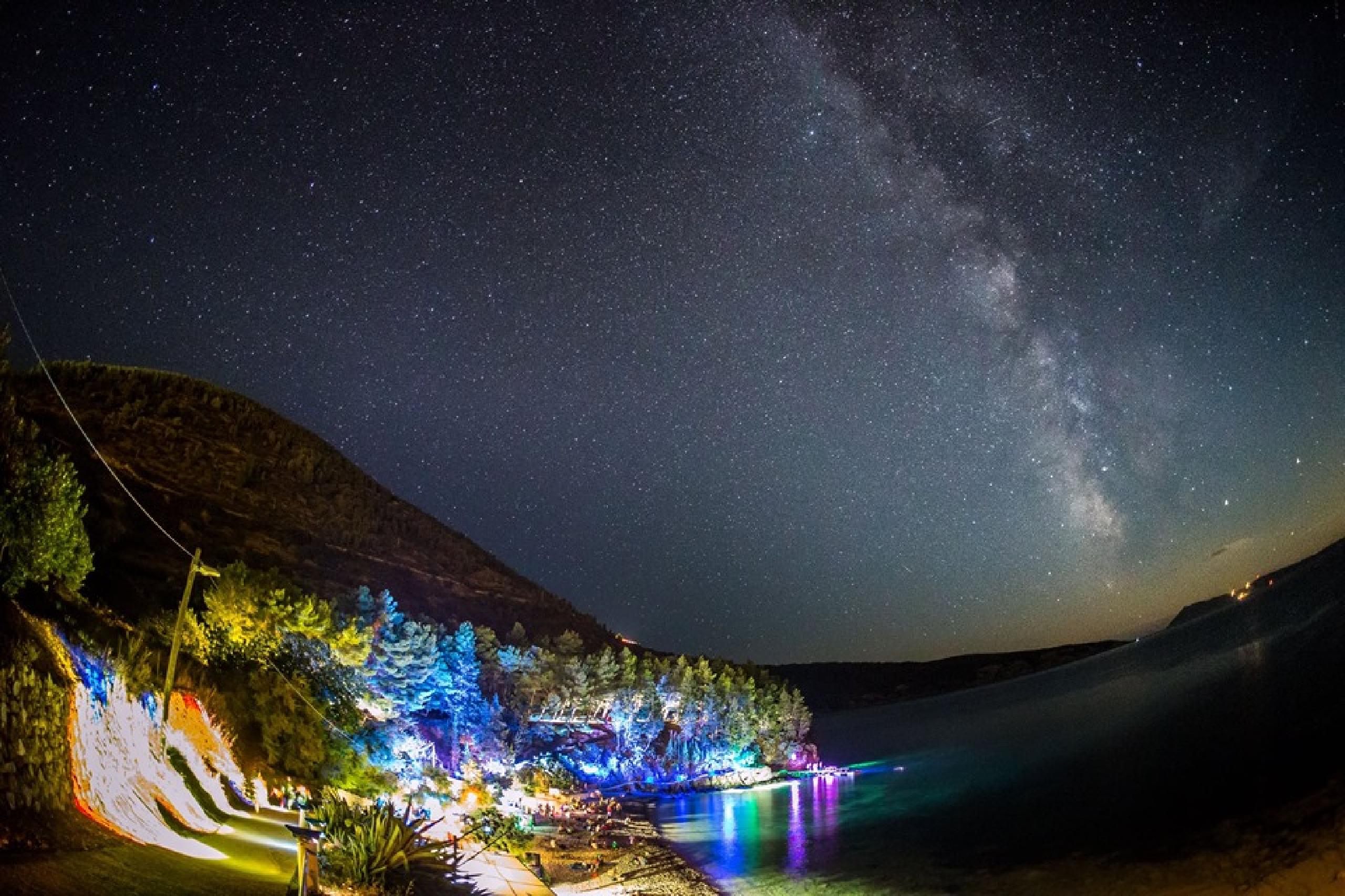 Kamenice - Island Vis - The End Of the World FESTIVAL