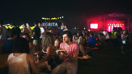 Zona restauración Arenal Sound