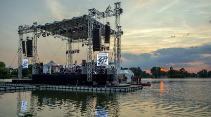 Barriere Enghien Picture