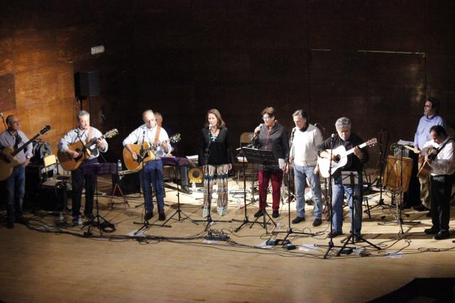 Concierto Aguaviva y Los Lobos en Sala Galileo