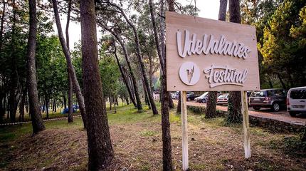 Foto de la entrada al Festival V de Valarés