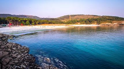 Foto de la Playa de Balarés