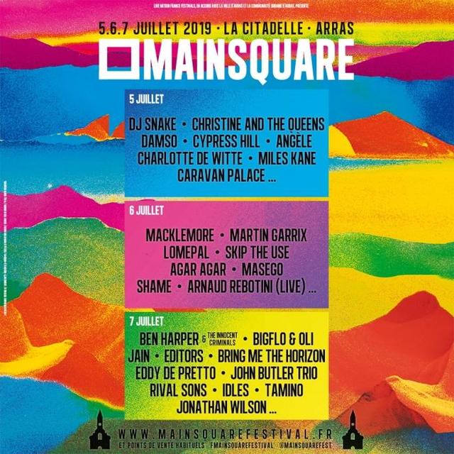 Main Square festival picture