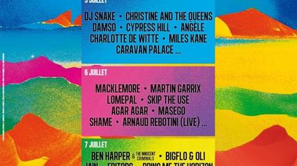 Main Square festival picture