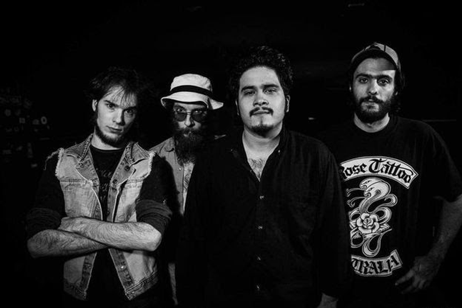 Fotografía promocional de 42 Decibel en Sala Corleone
